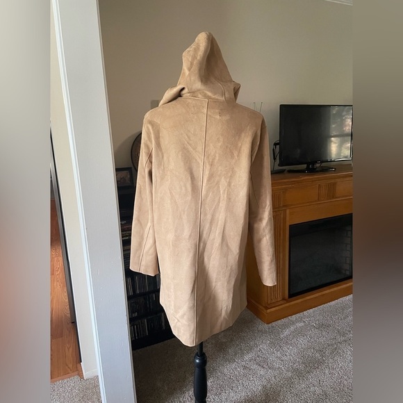 Zara faux suede zip up hooded jacket size M fall closet staple warm outdoors - Picture 4 of 9